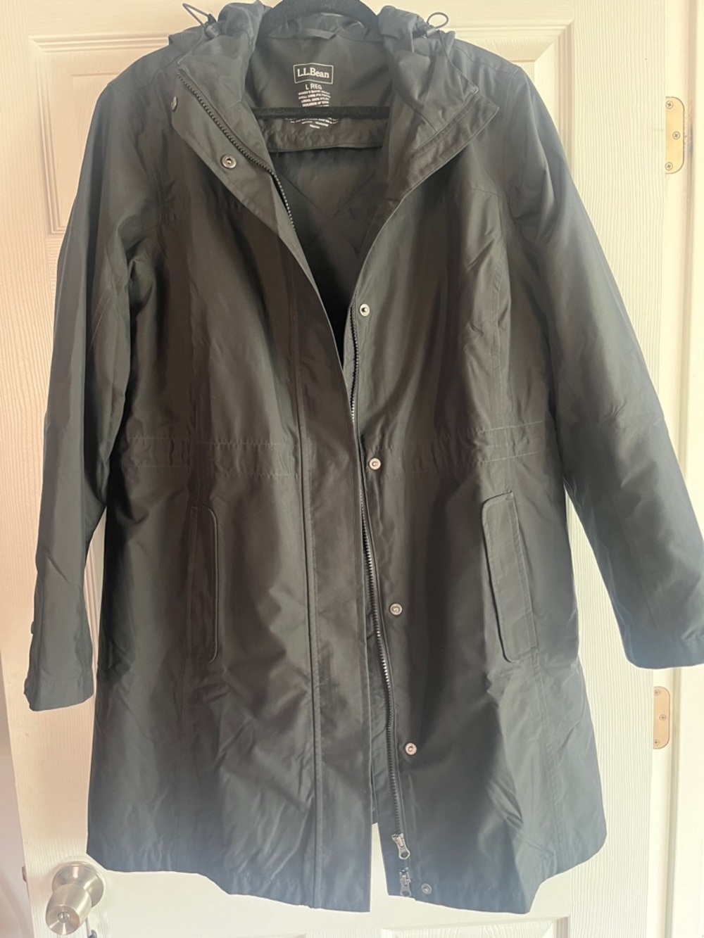 Women's LL Bean H2OFF Raincoat, PrimaLoft-Lined Black L